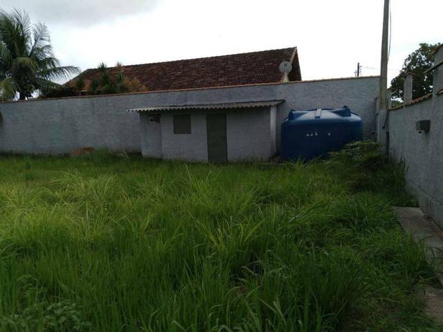 Terreno à venda em Praia do Barbudo, Araruama - RJ