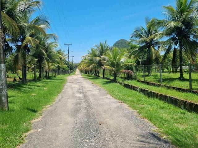 Terreno em condomínio à venda em Ubatiba, Maricá - RJ