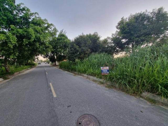 Terreno à venda em Engenho do Mato, Maricá - RJ
