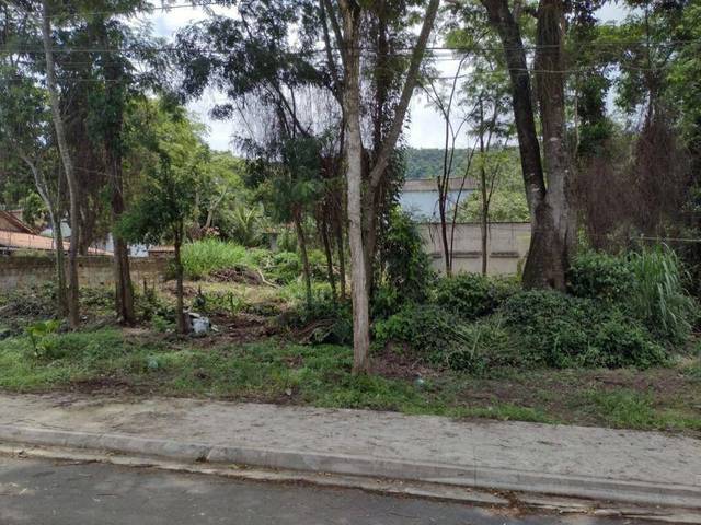 Terreno à venda em Serra Grande, Niterói - RJ