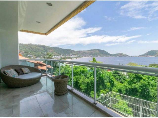 Terreno à venda em São Francisco, Niterói - RJ