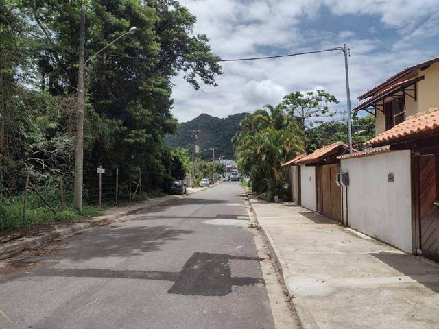 Terreno à venda em Serra Grande, Niterói - RJ