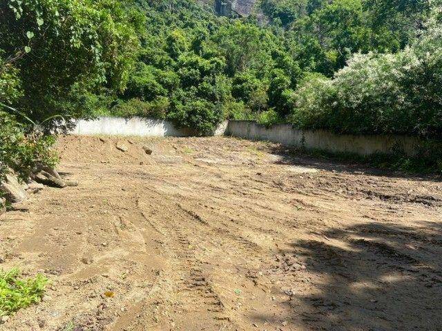 Terreno à venda em Piratininga, Niterói - RJ
