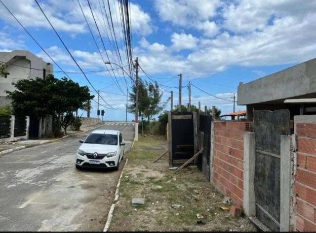 Terreno à venda em Zacarias, Maricá - RJ