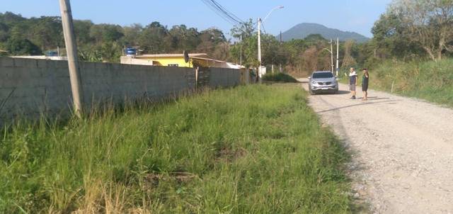 Terreno à venda em Bosque Fundo, Maricá - RJ